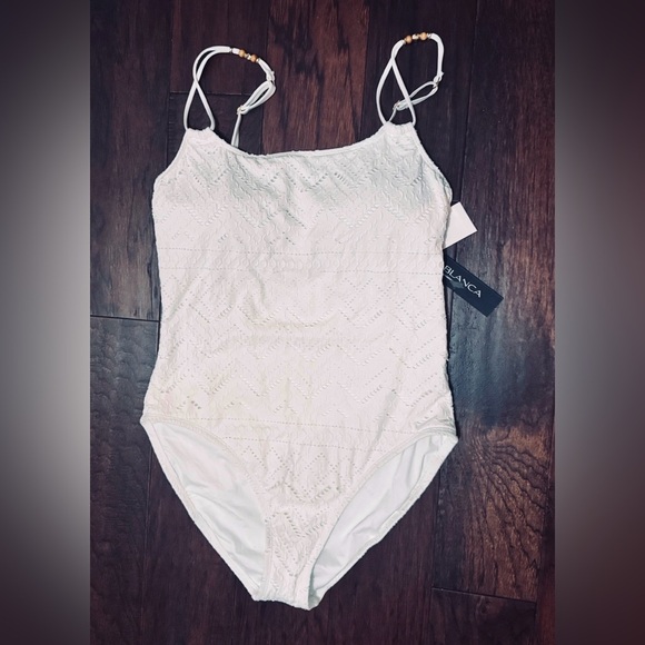 La Blanca Premium Brand Salt Eyelet One-Piece Swimsuit, White Size 14 UPF 50 NWT - Picture 3 of 13
